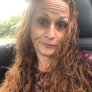 Meet your Posher, Pam